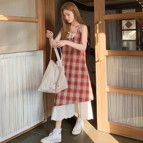 2025 summer new fake two-piece skirt lace spliced ​​plaid suspender dress for women fresh loose and thin