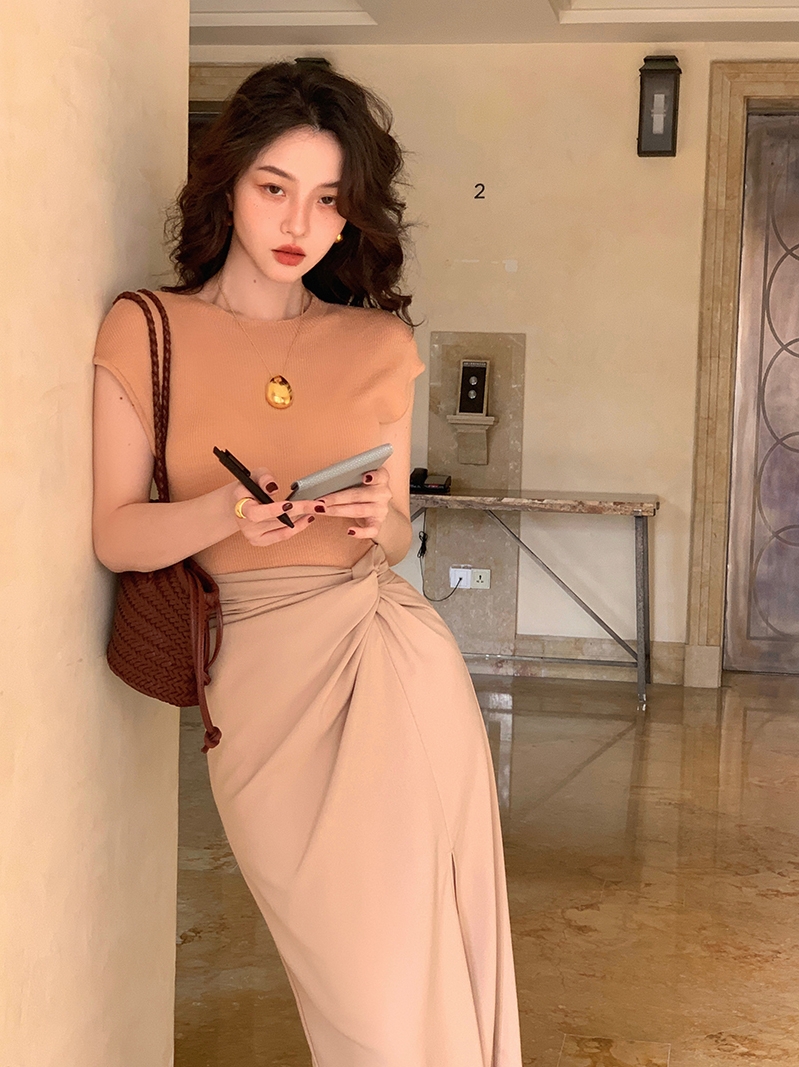 已出貨 法式復古春夏橘色連肩短袖設計修身短款針織上衣顯白顯瘦