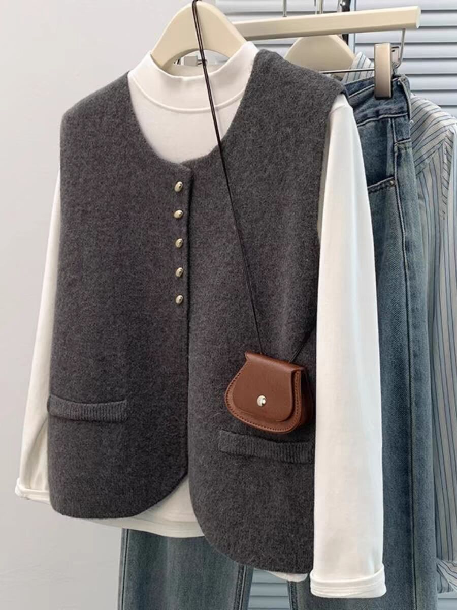 Small Xiang style knitted cardigan vest women's temperament vest sweater vest layered sleeveless jacket