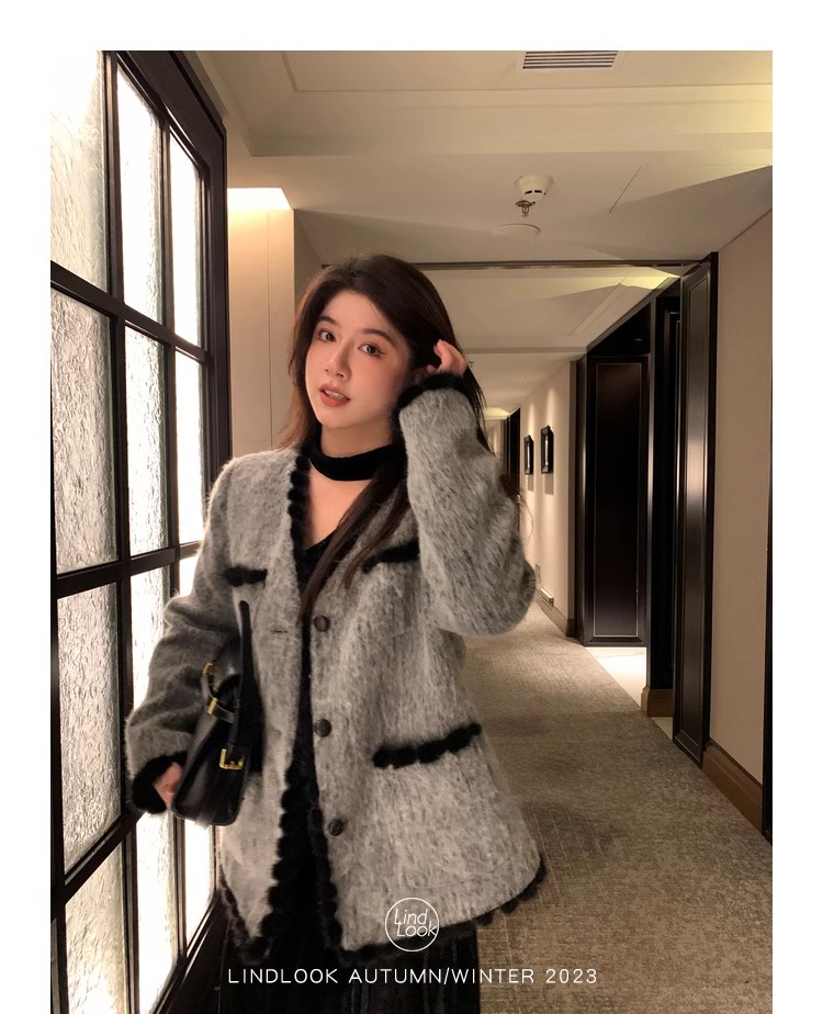 The elegant temperament of the celebrity is high-end and thickened cotton top slightly fat mm slim large size small fragrance jacket for women in autumn and winter versatile