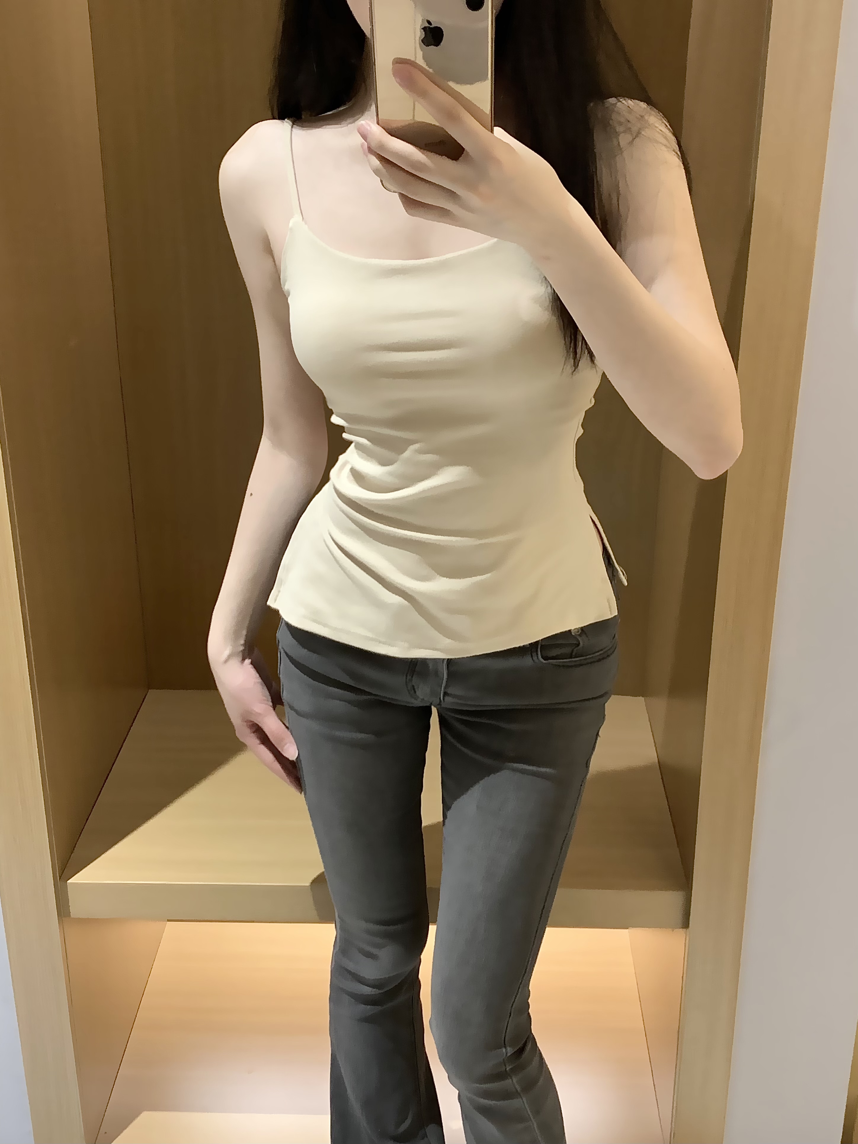 Real photos~ Korean ins with chest pad suspender vest irregular slit top base shirt