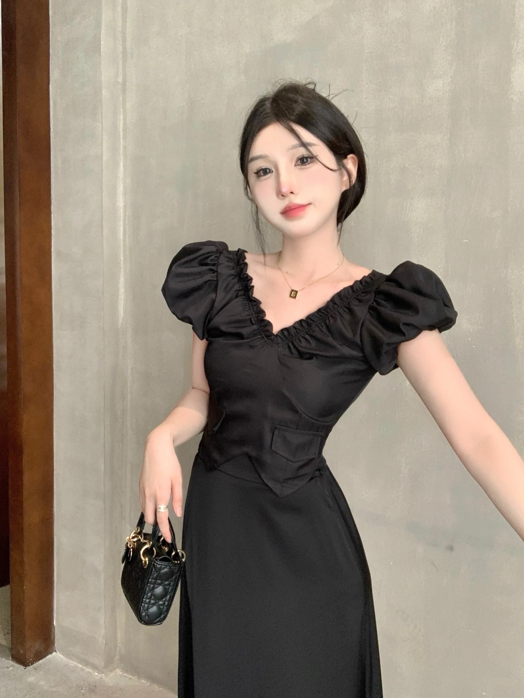 Real shot of off-shoulder puff sleeve short-sleeved top for women's summer lace folds three-dimensional cut