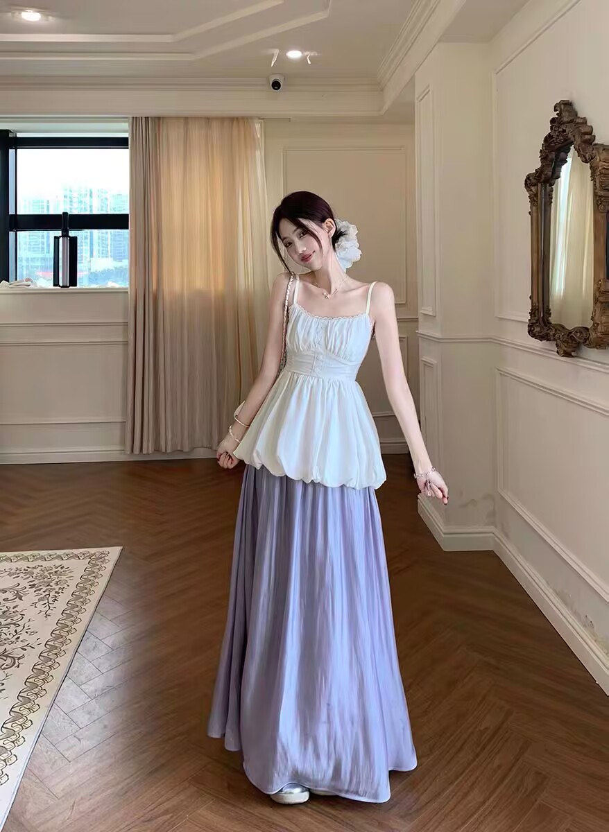 Lace-edged suspender vest for women in spring, slim flower bud pure top + sparkling skirt