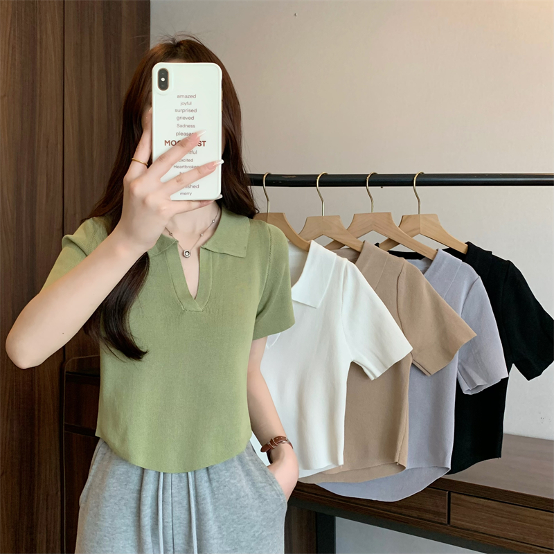 Real-life wholesale price 2025 summer new design niche POLO collar U-shaped hem solid color short-sleeved knit top
