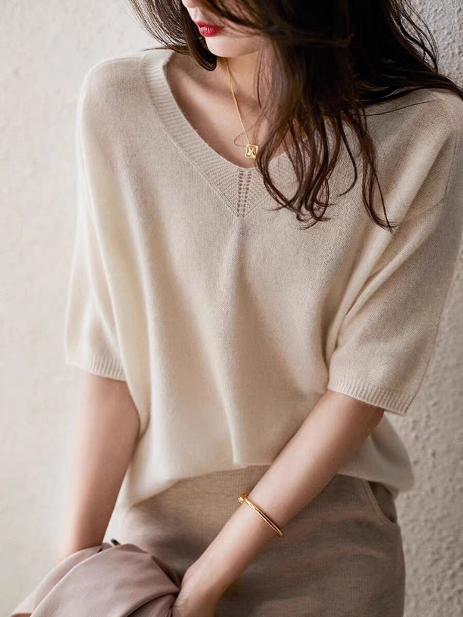 V-neck ice silk sweater for women in summer short-sleeved 2 new French small fragrance style loose thin T-shirt top