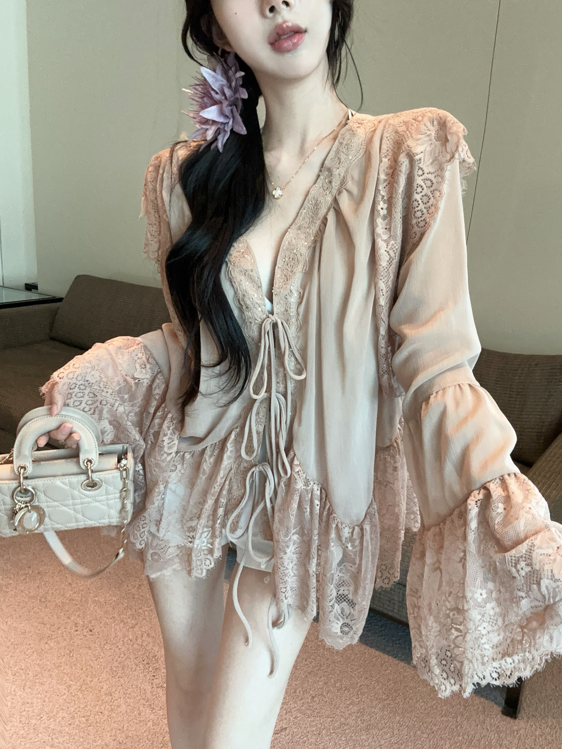 Real shot of sweet and gentle lace spliced ​​lace flap-sleeved chiffon shirt women's top