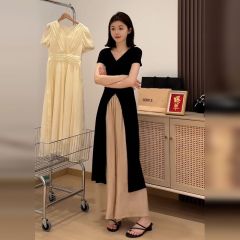 城市街頭夏款兩件套顯瘦氣質風黑色上衣開叉赫本風