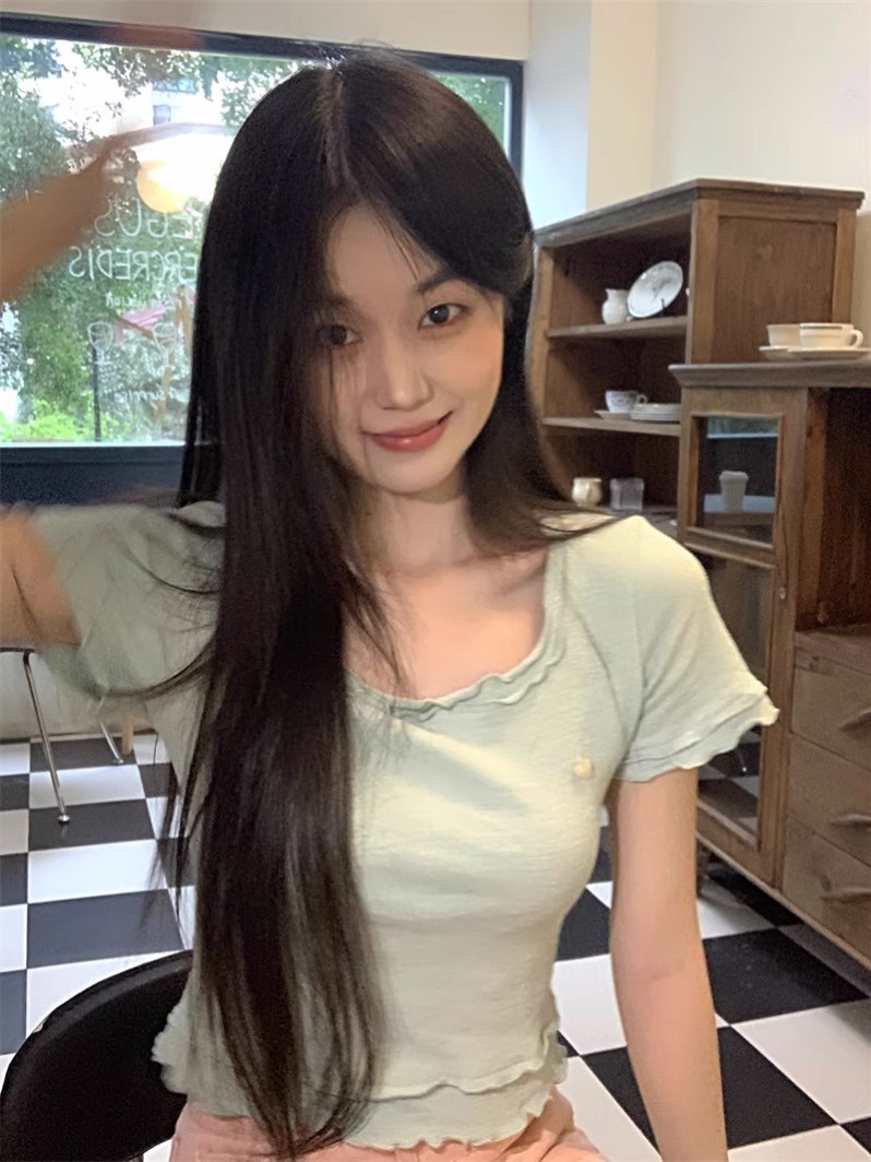 已出貨 人棉螺紋純色木耳邊短袖正肩T恤女夏季設計感顯瘦短款上衣