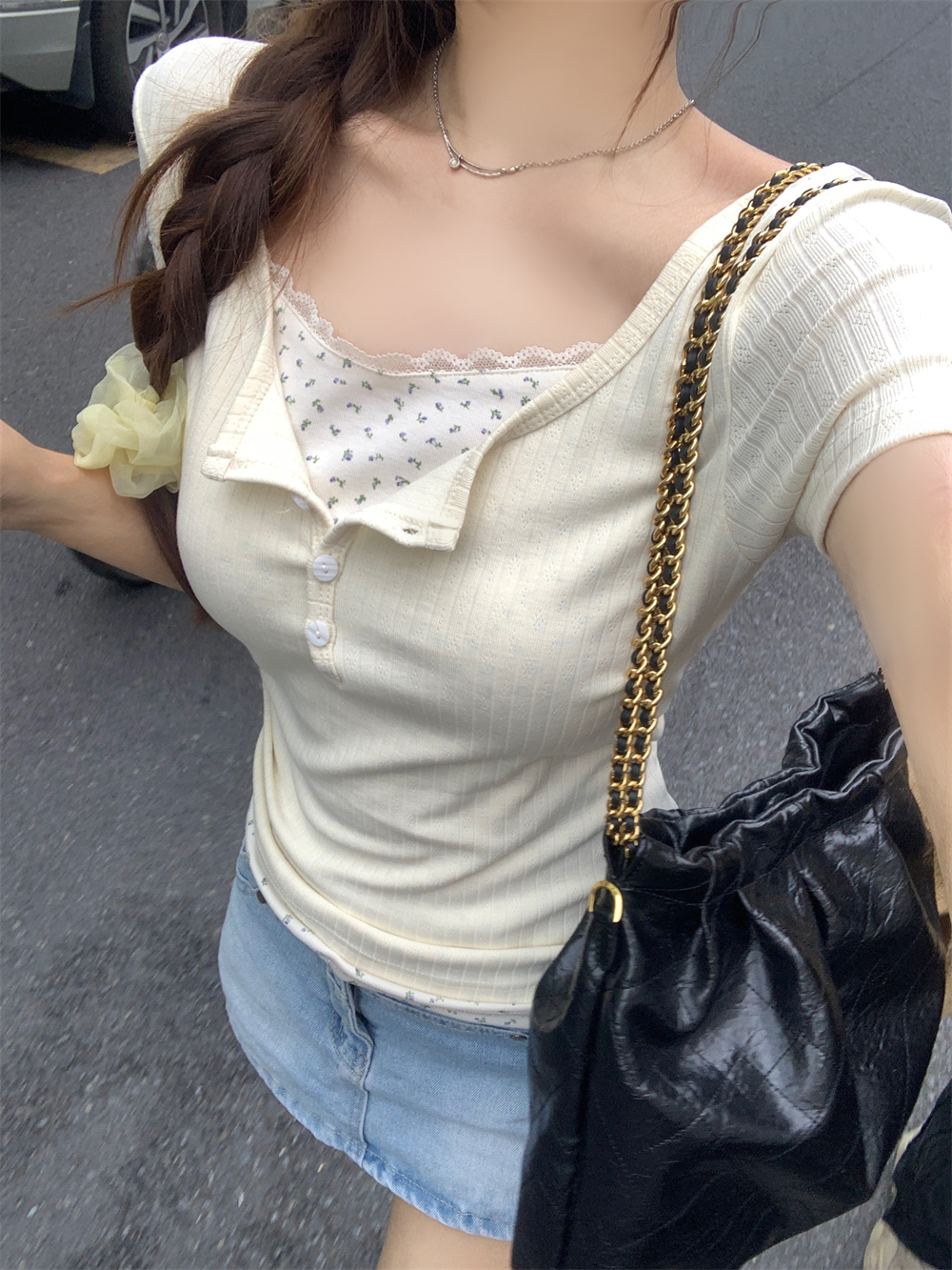 Real shot of Guangzhou jacquard 40 pieces of cloth summer lace floral fake two-piece short-sleeved women