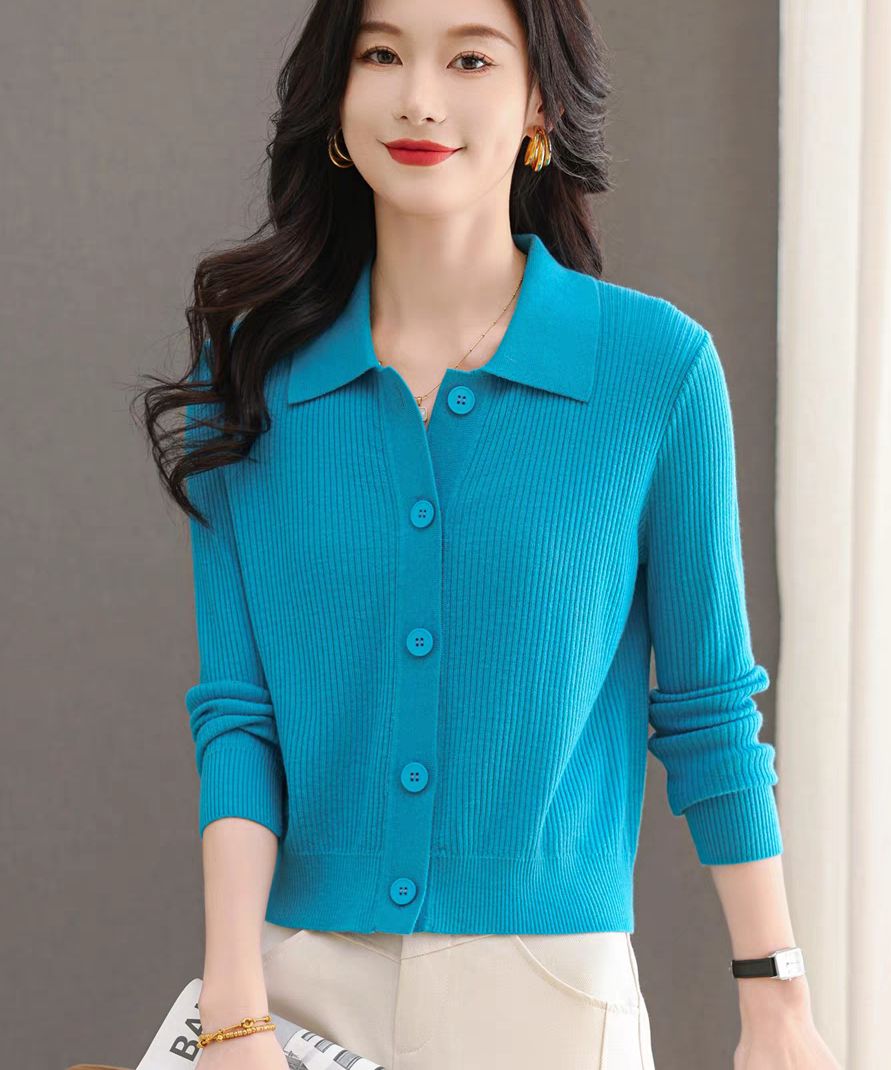 Sweater jacket for women Spring and Autumn 2025 new short high waist skirt lapel knitted cardigan