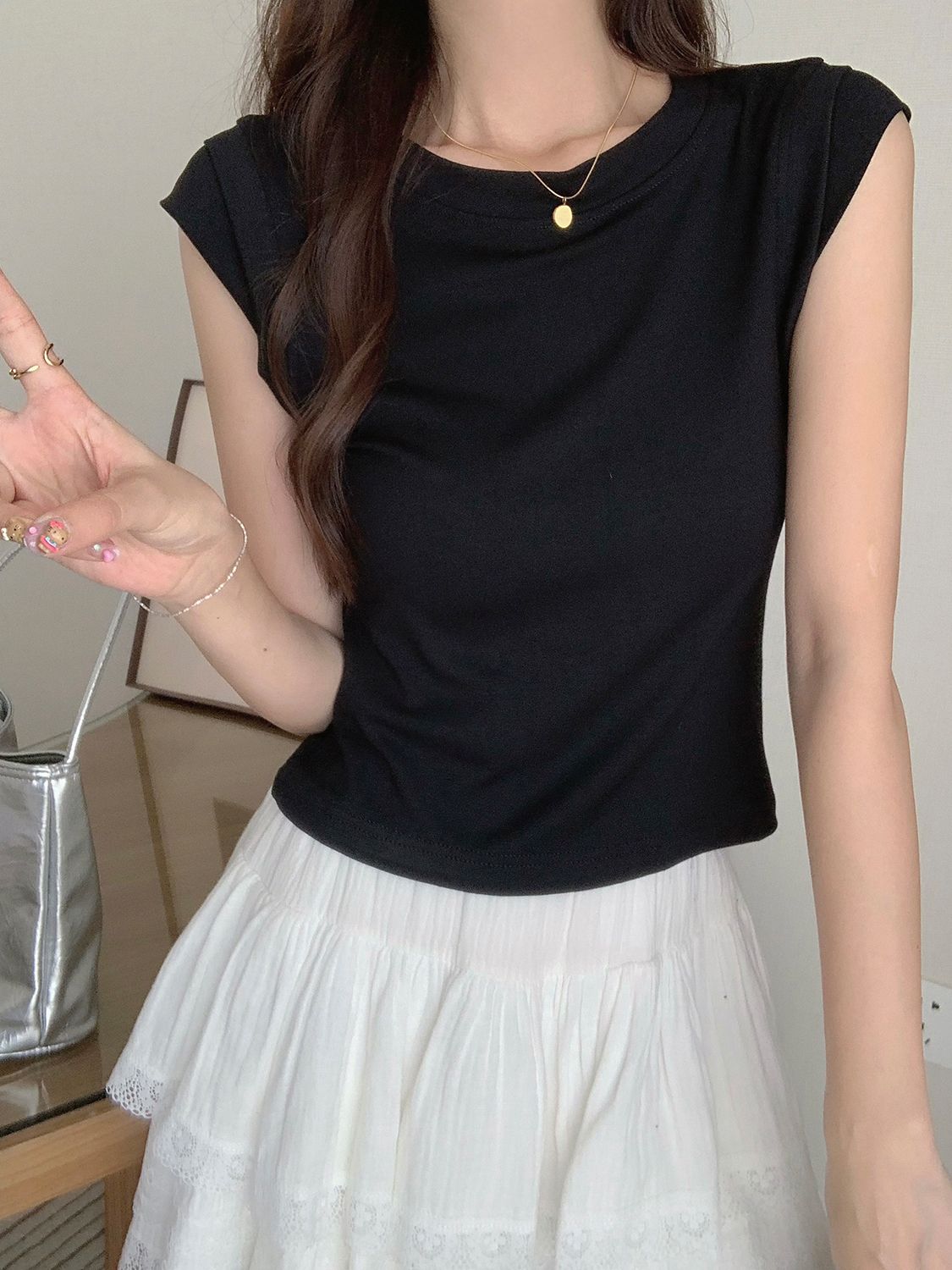 模特實拍夏季新款圓領飛飛袖T恤女設計感小眾修身無袖上衣潮