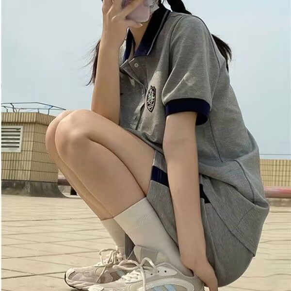 休閒運動套裝女夏季新款學院風鹽系寬鬆polo領短袖短褲兩件套