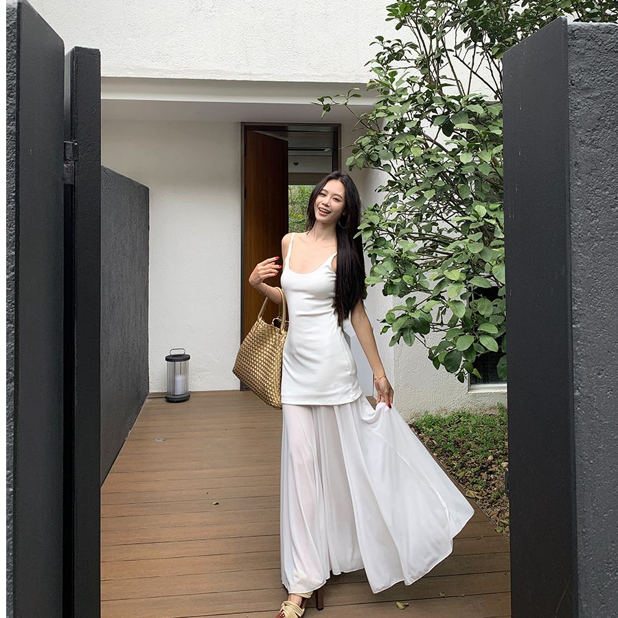 設計感網紗拼接吊帶連衣裙女夏季小眾氣質收腰長裙溫柔風白色裙子
