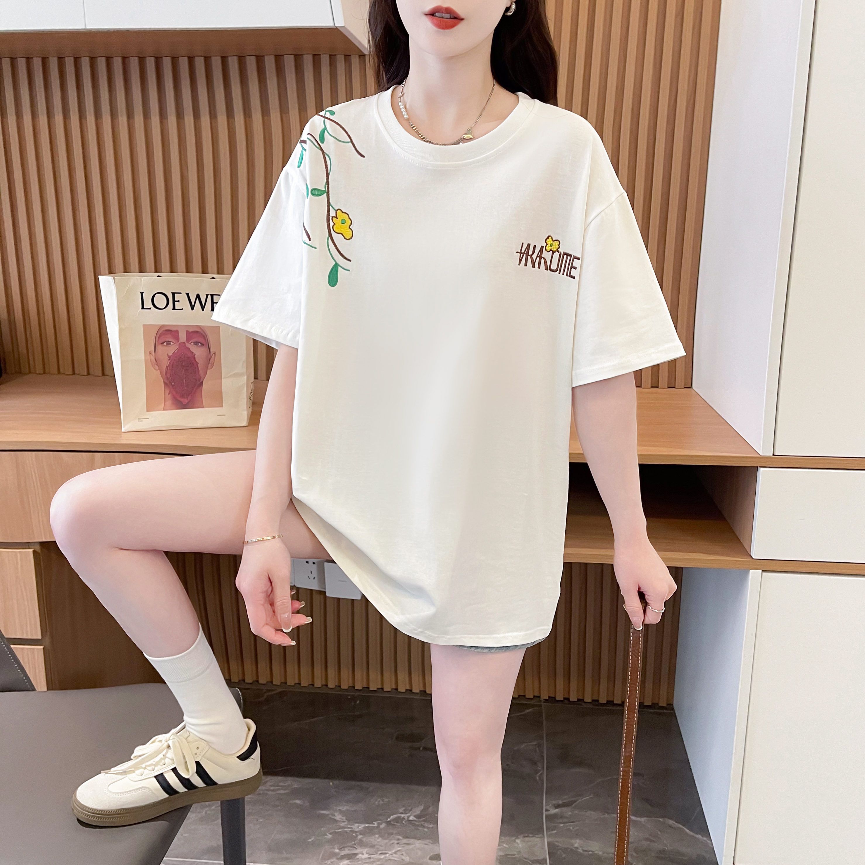 Real shot of 240g pure cotton large size Korean loose embroidered T-shirt for women's summer new versatile short-sleeved top couple