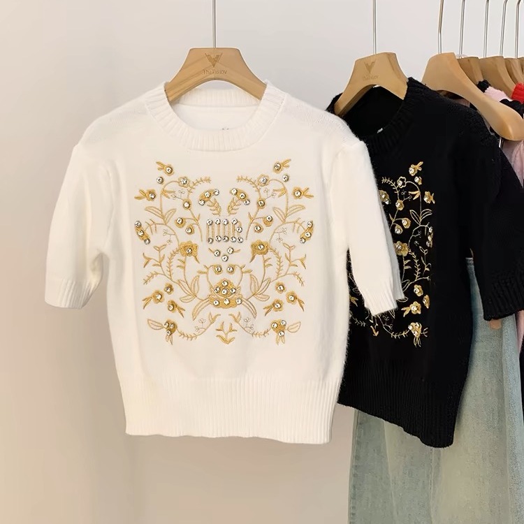 早春新款圓領短袖毛衣重工釘珠刺繡花短袖針織衫女