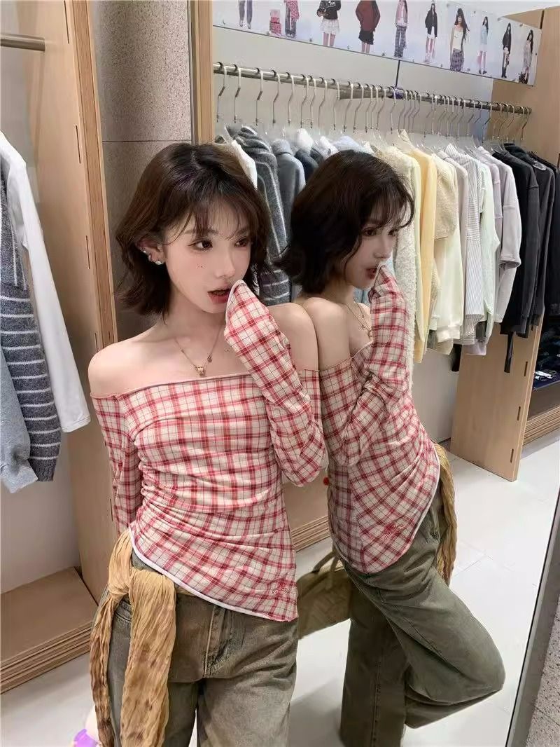 純欲辣妹一字領長袖T恤女紅色格紋衫不規則設計感修身顯瘦短上衣