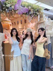 蕾絲邊v領針織背心女中長款2025春季新款甜美修身別致無袖上衣