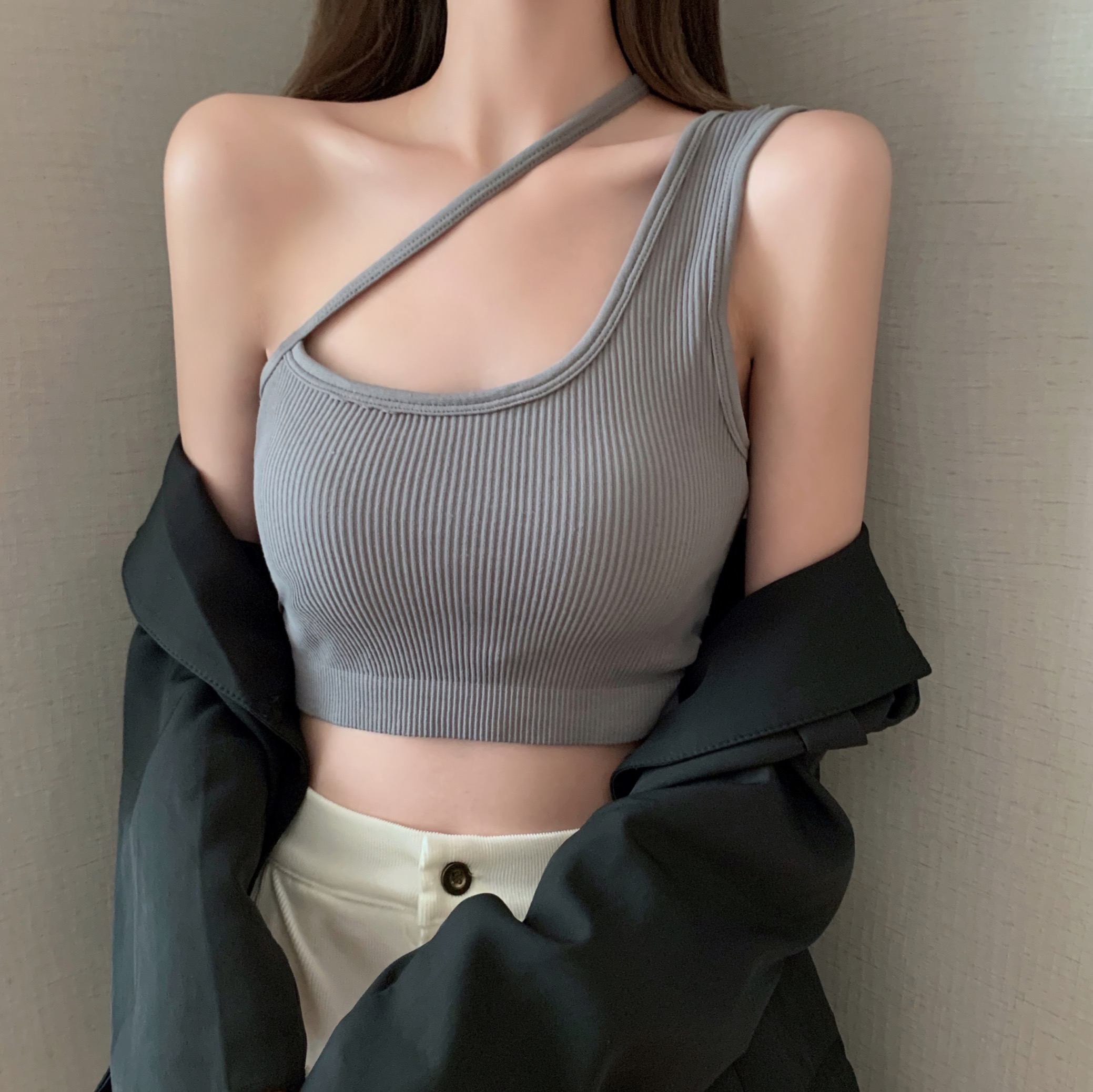 黑色斜肩吊帶背心女外穿夏季新款通勤抹胸內搭美背裹胸上衣