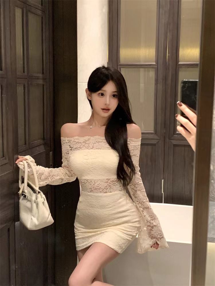 名媛一字肩喇叭袖蕾絲連衣裙女冬季收腰緊身裙子純欲性感包臀短裙