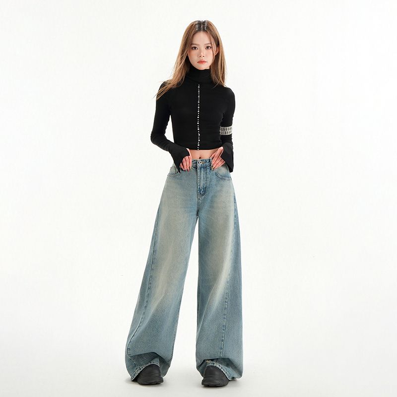 Real shot of 2025 spring fashion trend casual pants for women high waist drooping wide-leg pants