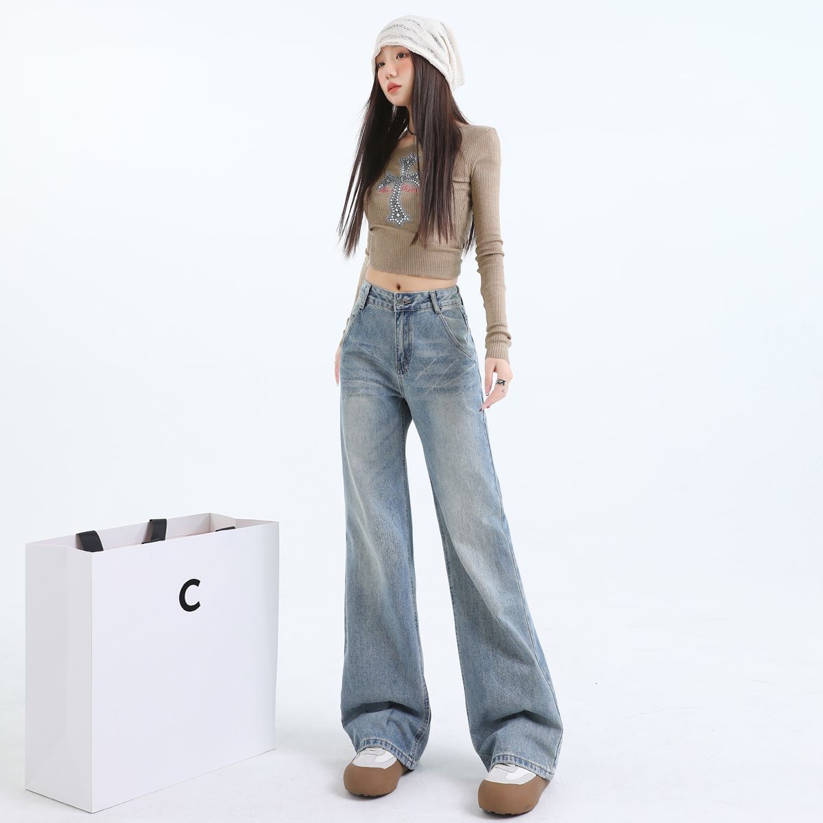 Real shot of 2025 spring fashion trend casual pants for women high waist straight wide-leg pants