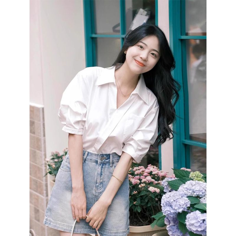 白色襯衫短袖時尚V領通勤小衫女氣質小眾夏季別致韓系設計感上衣