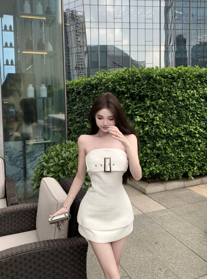 Real shot, slightly sweet brandy, small fragrance suit, female spring one-line, shoulder strapless hip skirt two-piece set