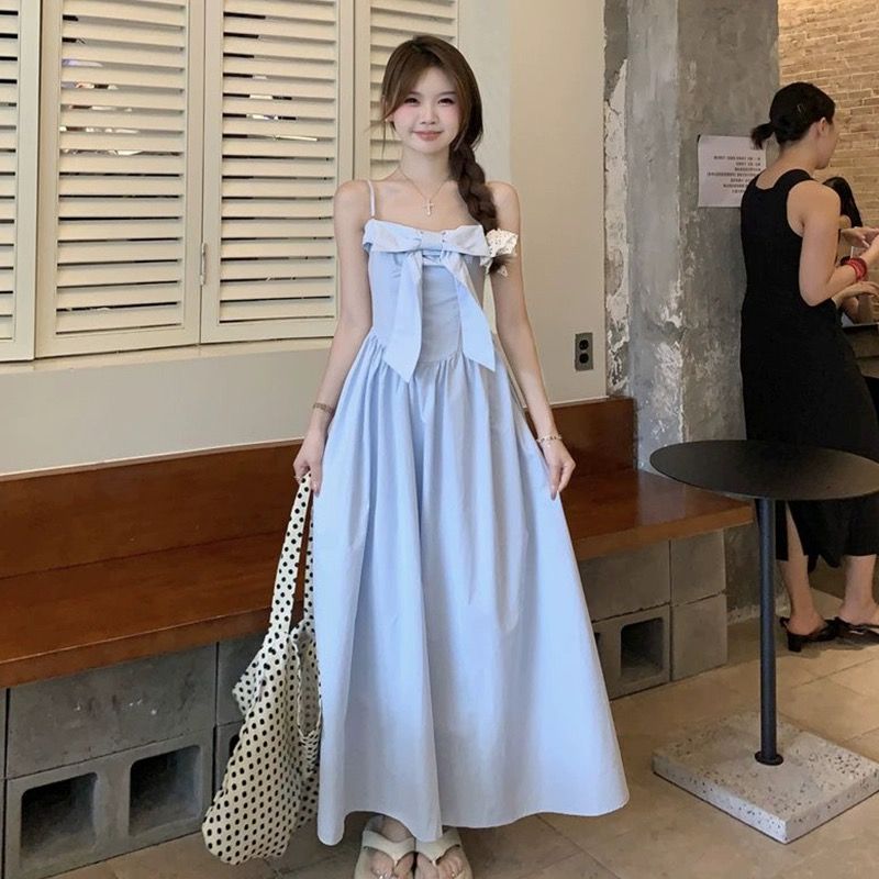 高級感藍色蝴蝶結連衣裙女夏季新款氣質甜美辣妹收腰顯瘦a字裙子