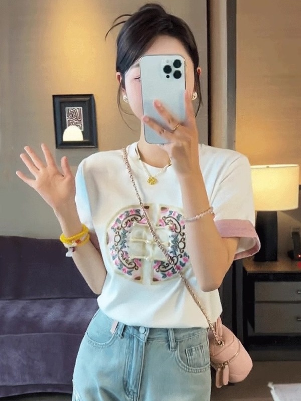 短袖t恤女2025新款夏季設計感小眾盤扣新中式國風刺繡上衣女