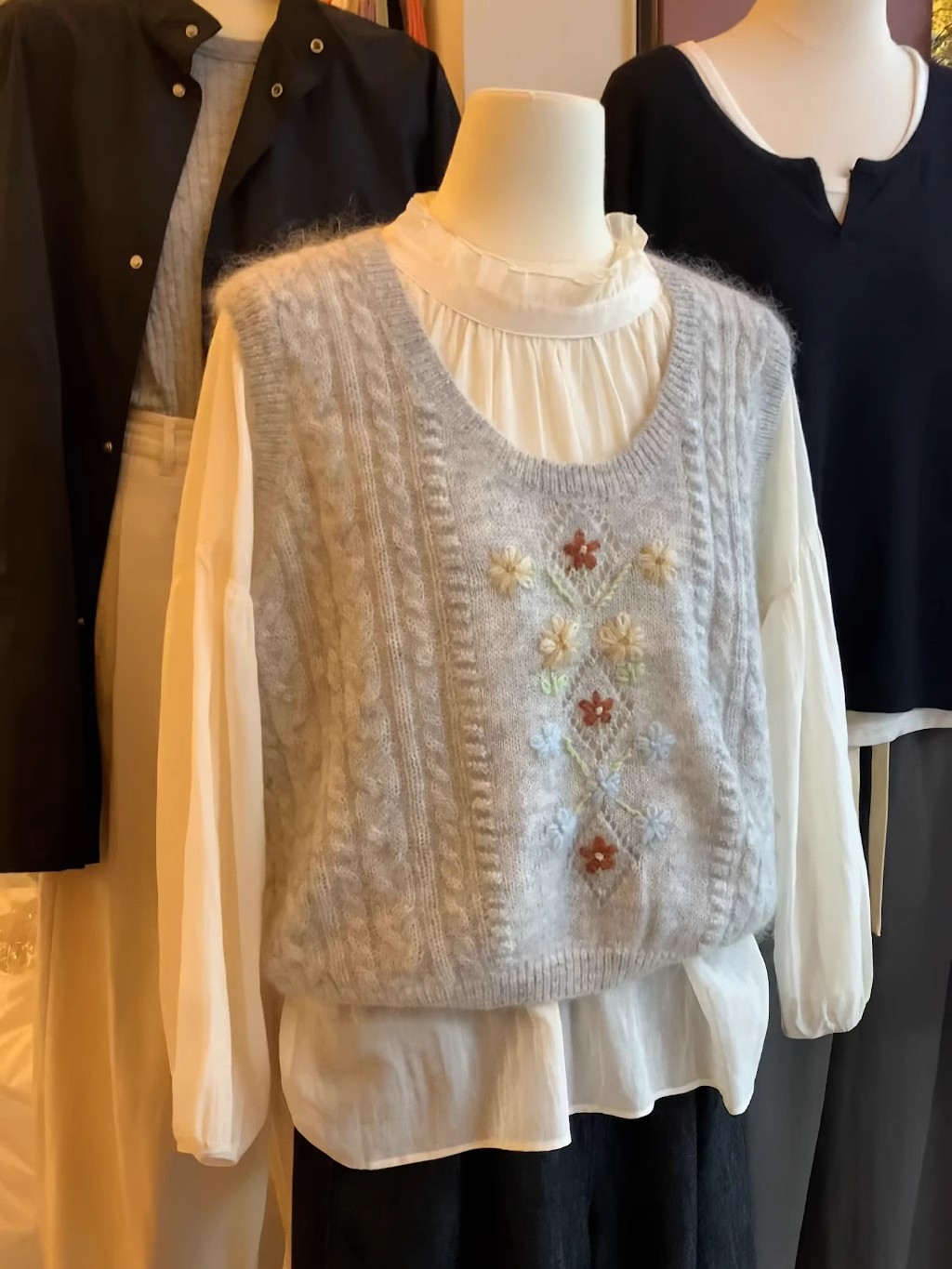 復古麻花毛衣針織馬甲女秋提花刺繡u領無袖背心坎肩疊穿內搭上衣