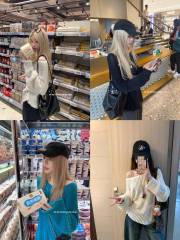 ski by Tannin赤兔02/10AM10點new 三色紙片人坑條微透視慵懶毛衣