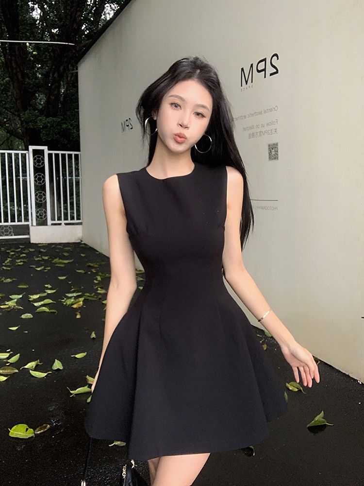 氣質修身無袖背心連衣裙女裝夏季顯瘦百搭短裙小個子收腰A字裙子