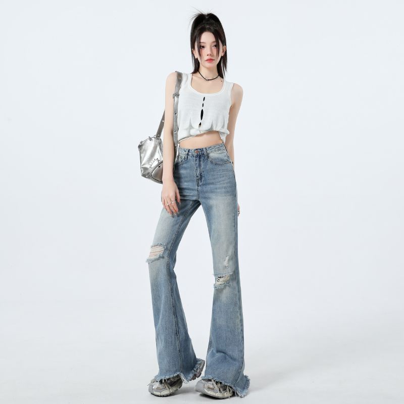 Real shot of 2025 spring fashion trend casual pants for women high waisted flared pants