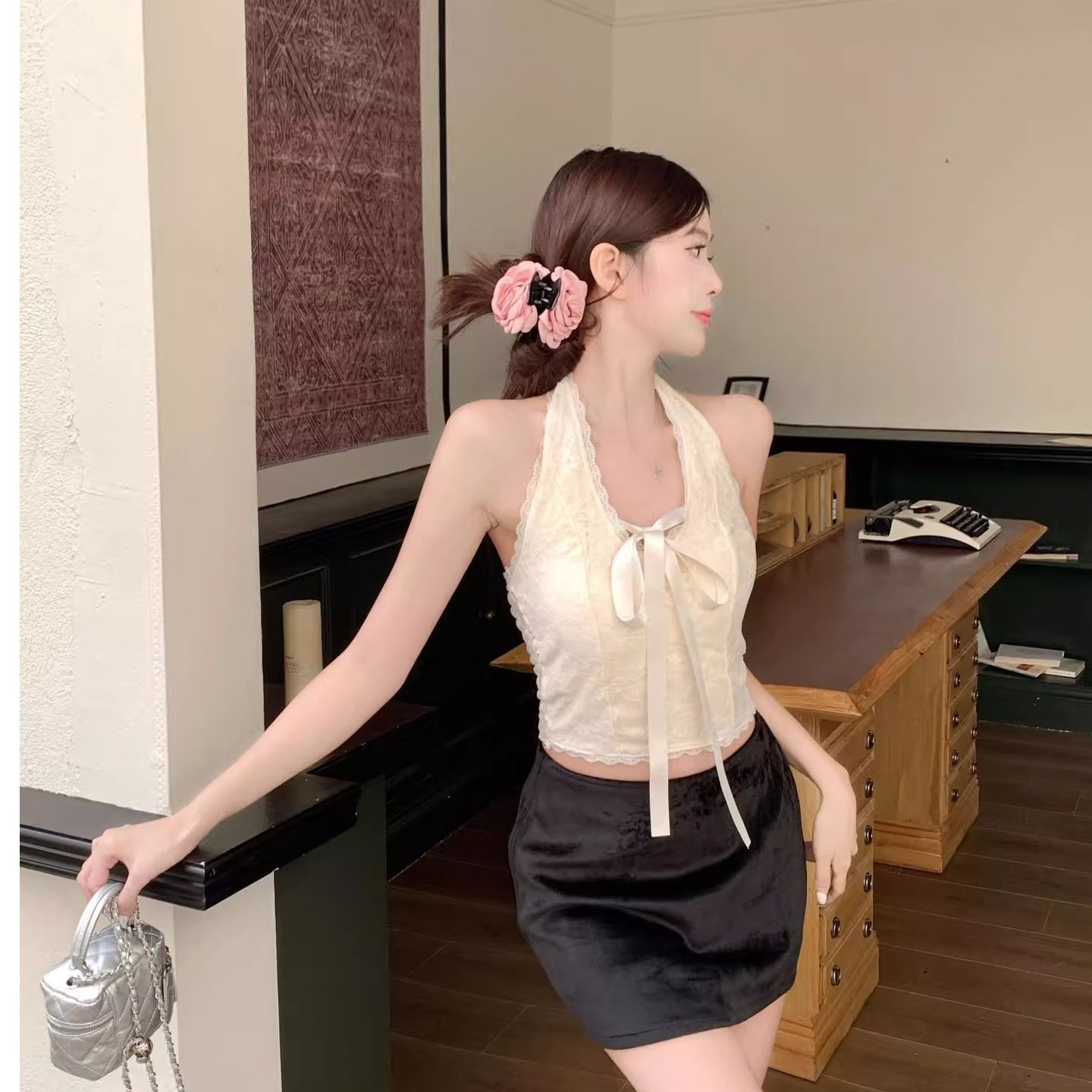 2025新款蝴蝶結綁帶蕾絲吊帶背心女夏甜辣妹性感掛脖抹胸絕美上衣