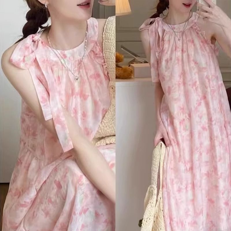 法式粉色掛脖吊帶連衣裙子女夏季2025新款小個子海邊度假碎花長裙