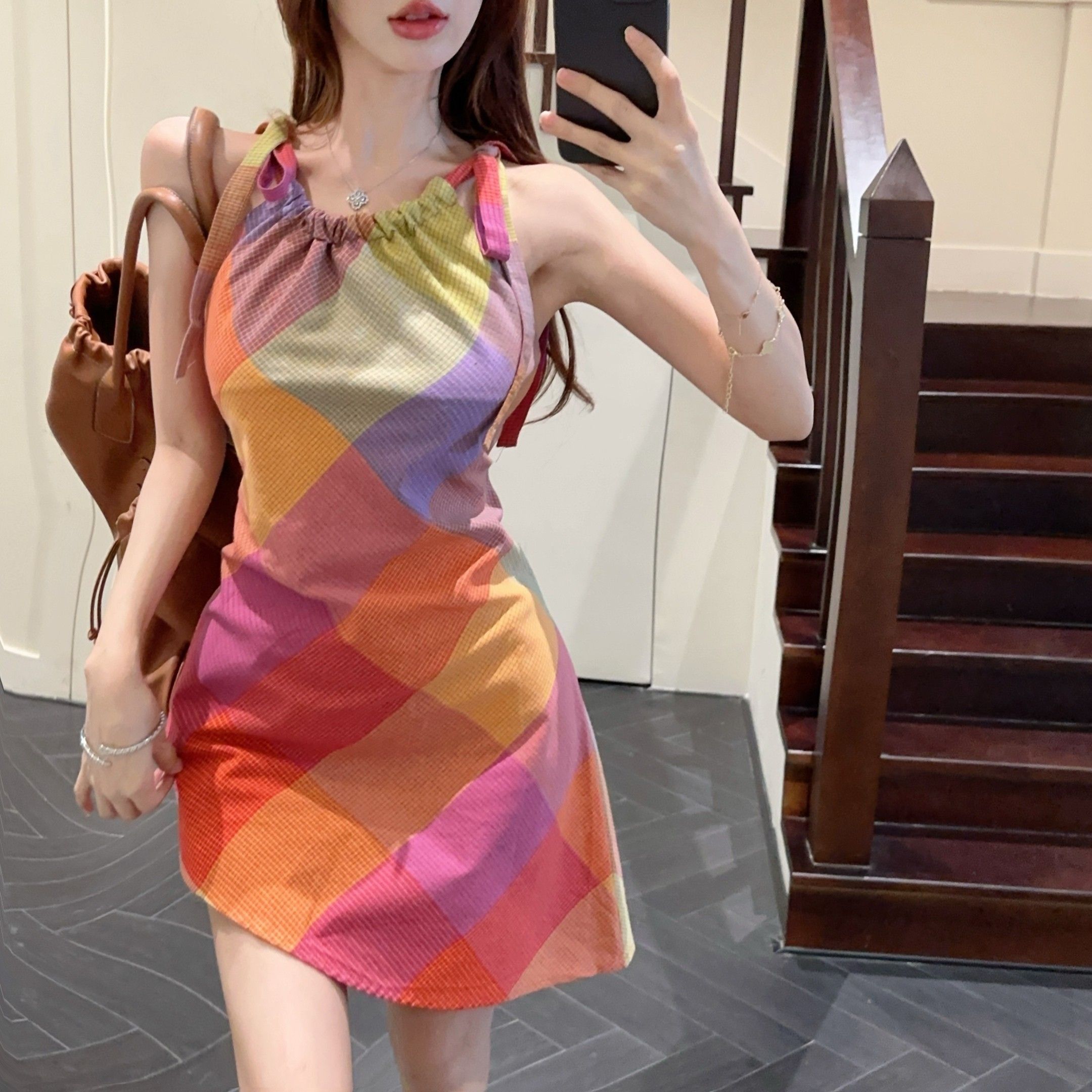 韓系藍色清新碎花v領背心連衣裙女夏季修身度假風無袖收腰短裙子