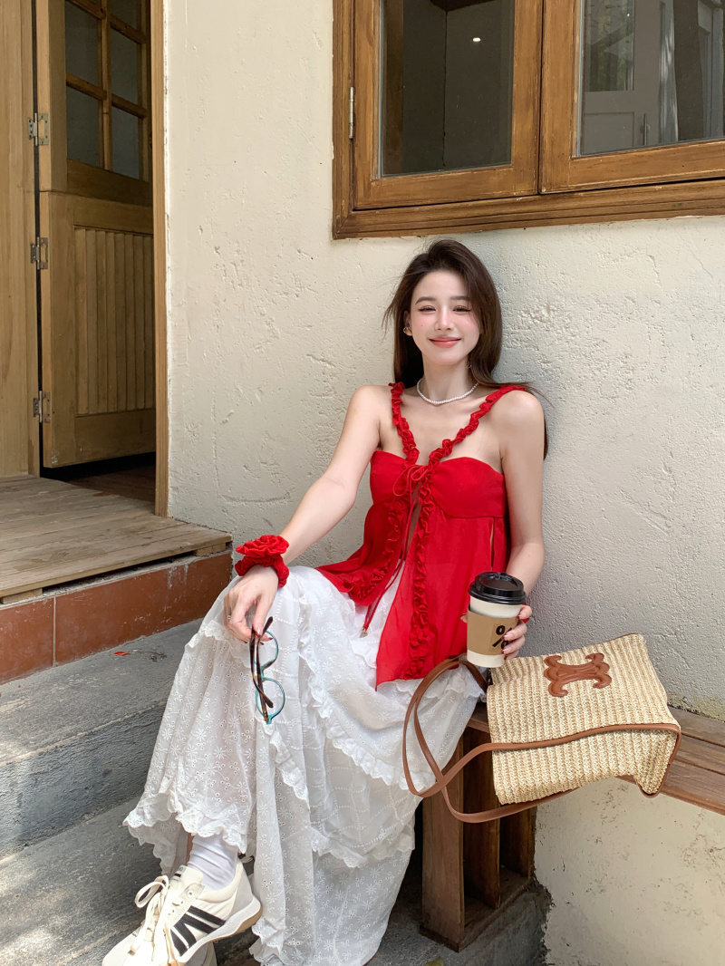 Real photo of pure vacation style red suspender big sling skirt cake skirt niche design sense set