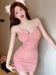 2025 V-neck suspender design dress for women in summer socialite high-end light luxury hip-cover skirt for women