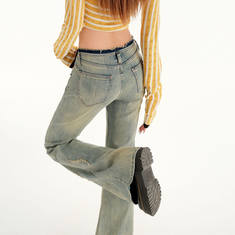 Real shot of 2025 spring fashion trend casual pants for women high waisted flared pants