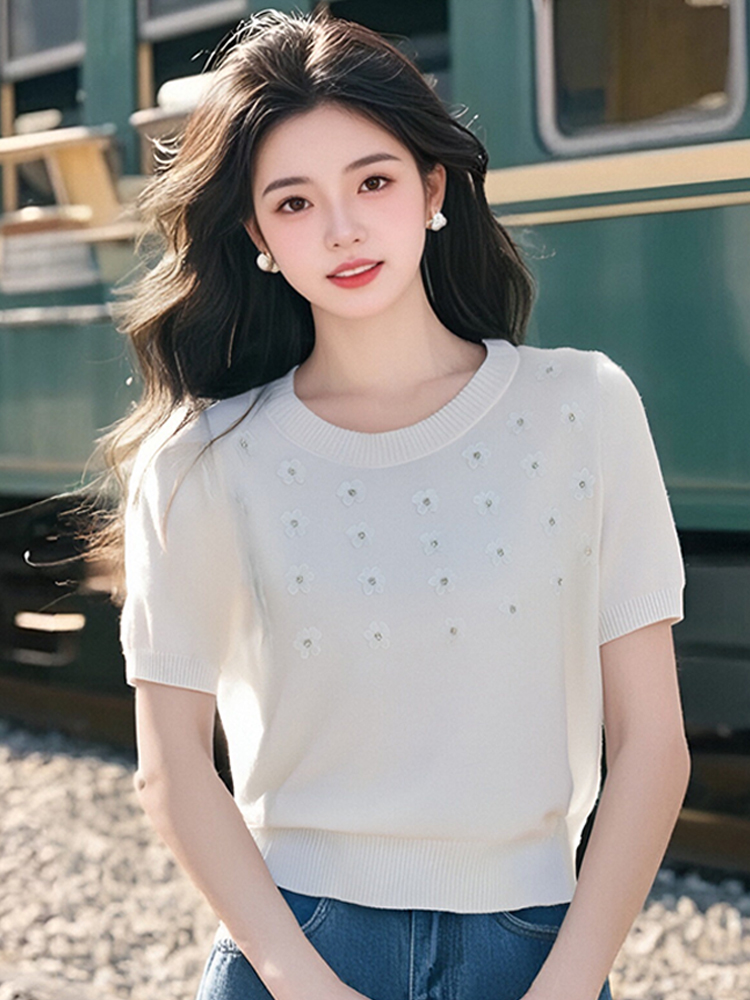 白色立體花朵針織上衣女設計感小眾獨特漂亮小衫正肩顯瘦短袖t恤