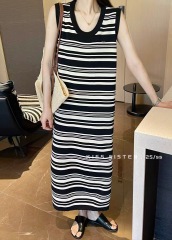 2025春夏新款條紋針織背心連衣裙女復古慵懶風外穿打底長款