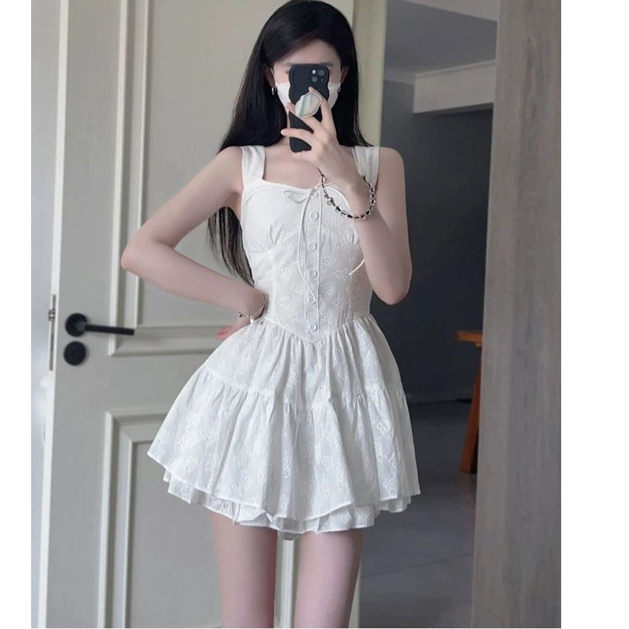 法式初戀系白色蓬蓬吊帶短裙小個子甜美氣質顯瘦穿搭純欲連衣裙
