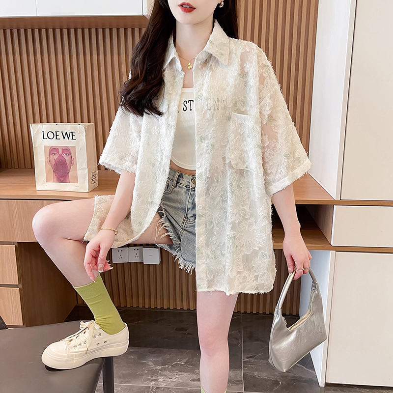 Real shot jacquard short-sleeved shirt sun protection suit for women summer lapel mid-length pocket design jacket large-size top