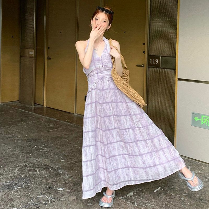 桔梗法式復古掛脖連衣裙2025新款女夏季紫色吊帶裙子海邊度假長裙
