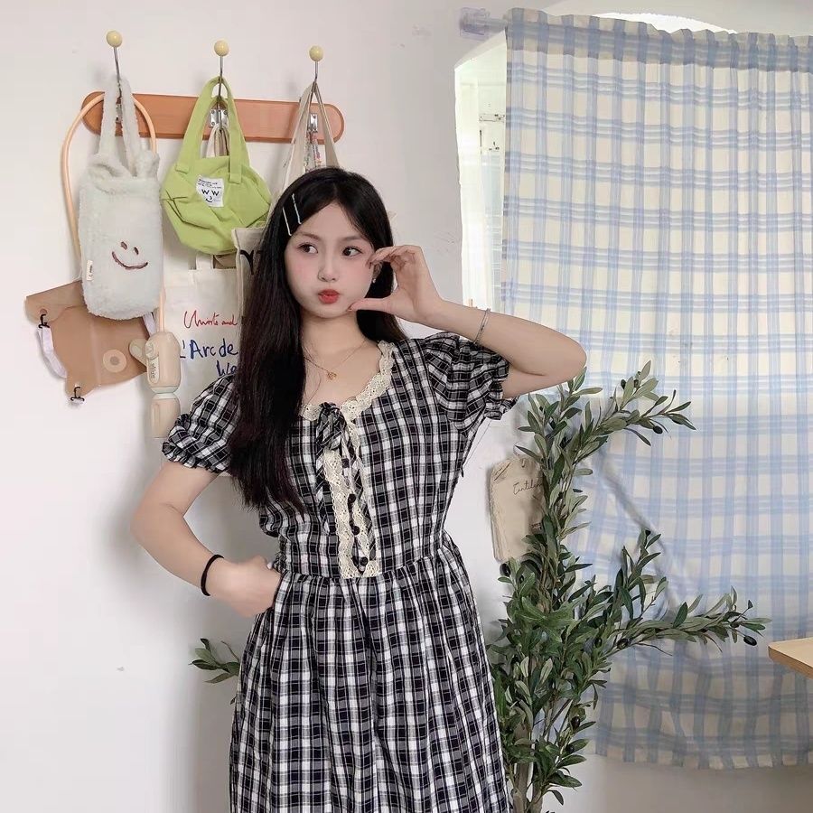 French retro black and white plaid dress summer temperament high-end mid-length skirt waist-hugging to make you look slim