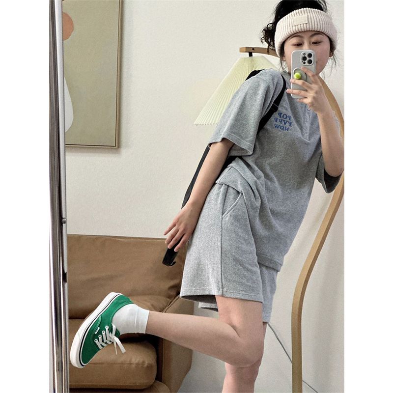 夏季休閒運動服套裝女學生寬鬆顯瘦短袖短褲繡花灰色兩件套跑步潮
