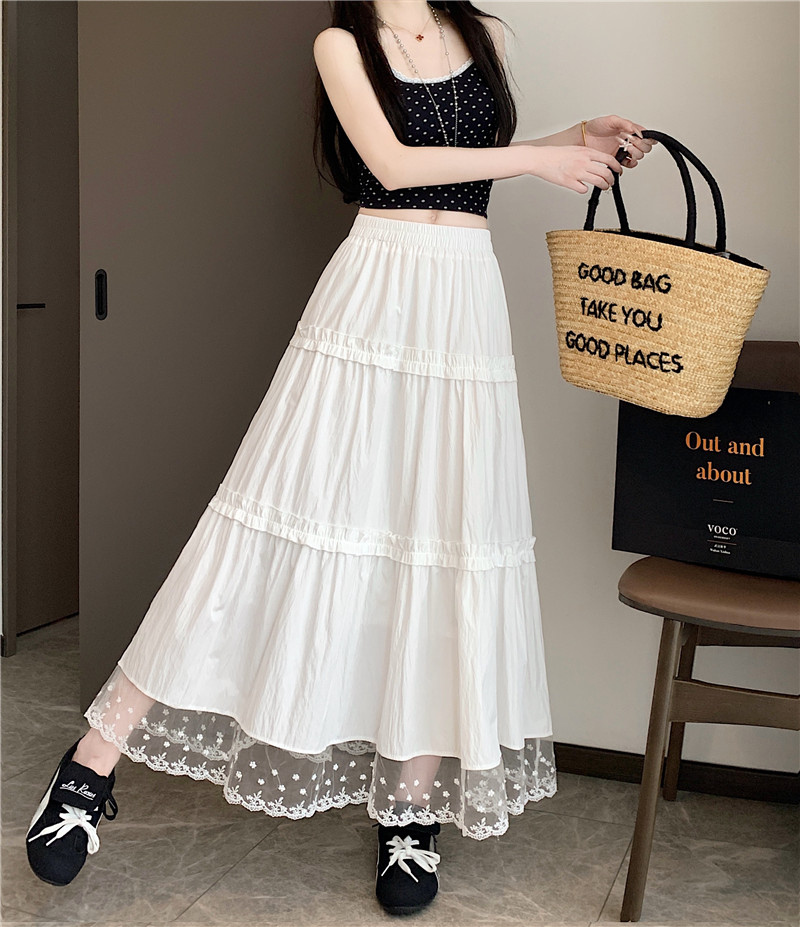 Real shot of mesh spliced ​​skirt A-line skirt