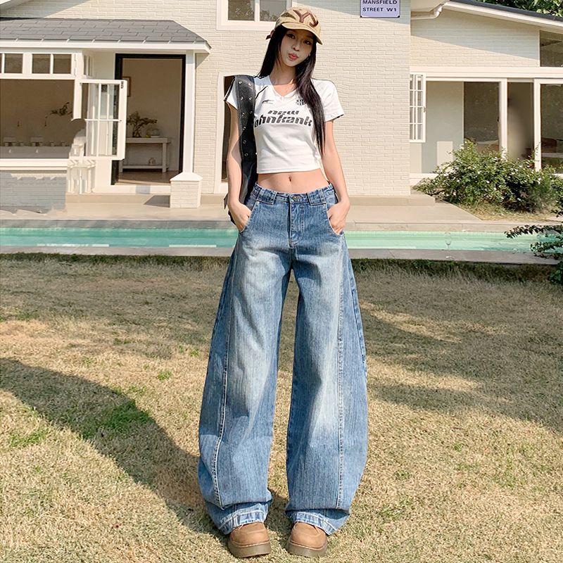Real shot of 2025 spring fashion trend casual pants for women high waist straight wide-leg pants