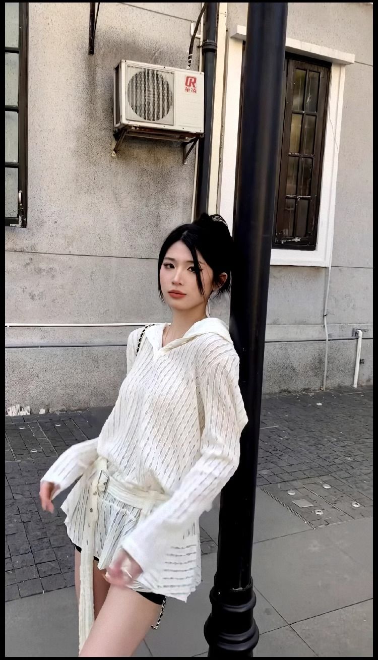 蕾絲荷葉邊長袖針織衫女春秋季新款小眾設計感鏤空百搭連帽連衣裙