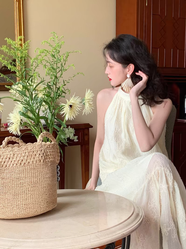 French retro white lace neck dress with wine noon new style sexy sleeveless off-shoulder long skirt for women